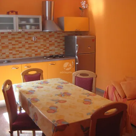 Ana Apartamento Sutivan